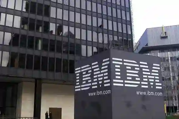 IBM u borbi s prihodima u hardverskom sektoru