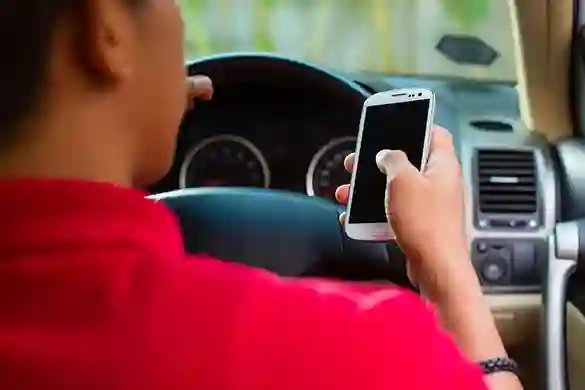 Vozači koriste mobitele tijekom vožnje čak 88 posto vremena