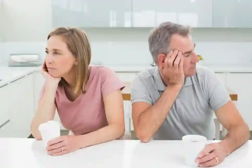 Plaću skrivamo kao zmija noge, pa čak i od partnera