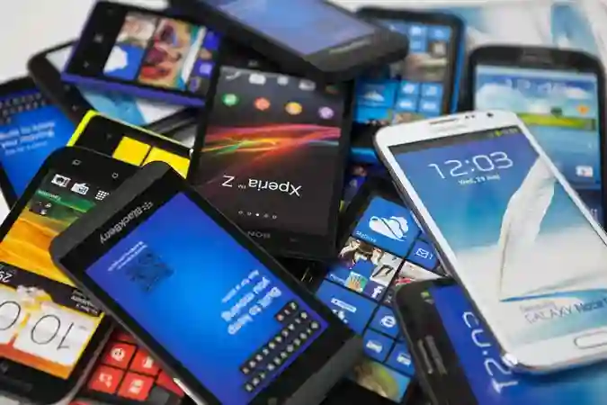 Mobilna industrija gleda na pet milijardi telefona za ponovnu upotrebu ili recikliranje