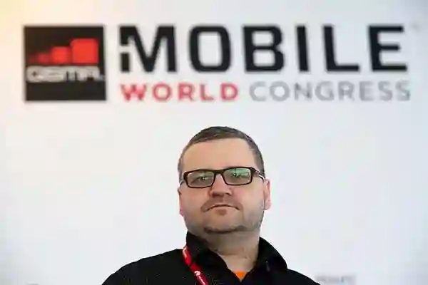 KOMENTAR: Imaju li savitljivi pametni telefoni smisla