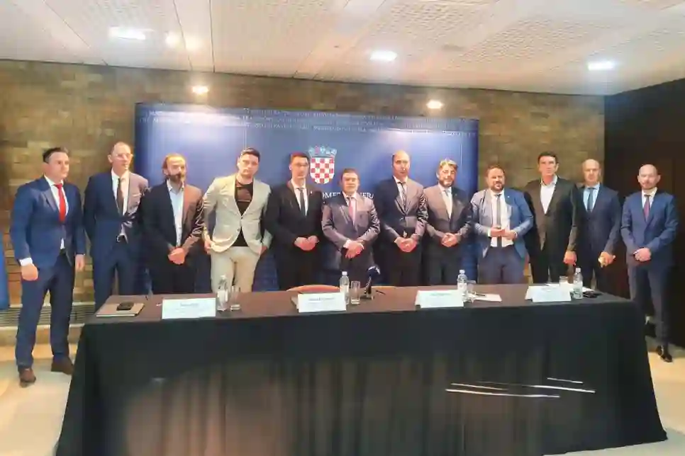 Potpisana četiri ugovora za razvoj infrastrukture širokopojasnog pristupa ukupne vrijednosti 21,3 milijuna eura