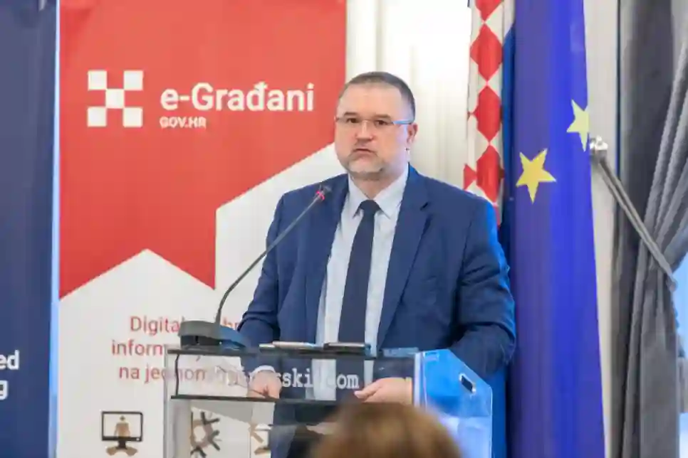 e-Poslovanje usluge javne uprave dostupne on-line za više od 450.000 tvrtki, obrta i OPG-ova u Hrvatskoj
