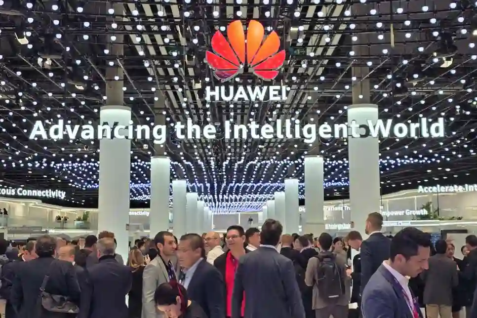 Huawei predstavio high-end proizvode kojima uzlazi i u modni svijet