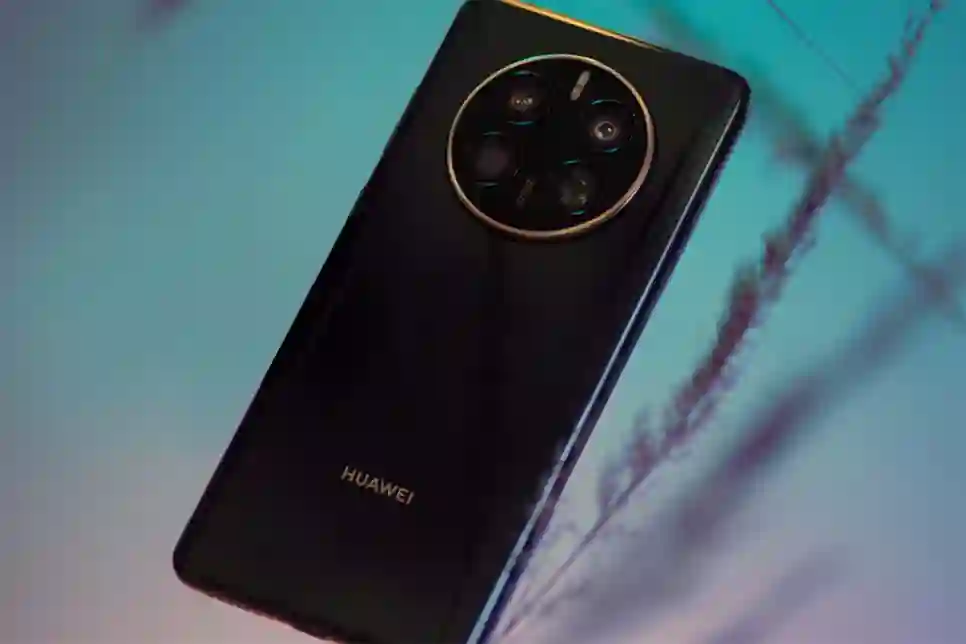 Ekskluzivna ponuda: Huawei Mate 50 Pro dostupan u prednarudžbi uz super poklon