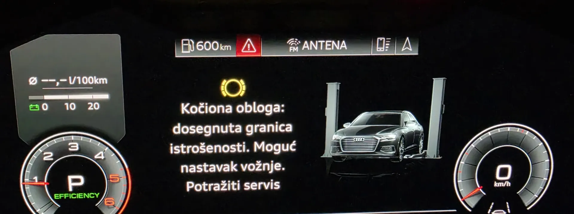 VOZAČI U ŠOKU! Ugledao ovaj simbol na ekranu svog auotmobila i odmah ZAUSTAVIO vozilo: 'Mislio sam da će sve eksplodirati, a onda sam saznao PRAVU ISTINU!' (FOTO)