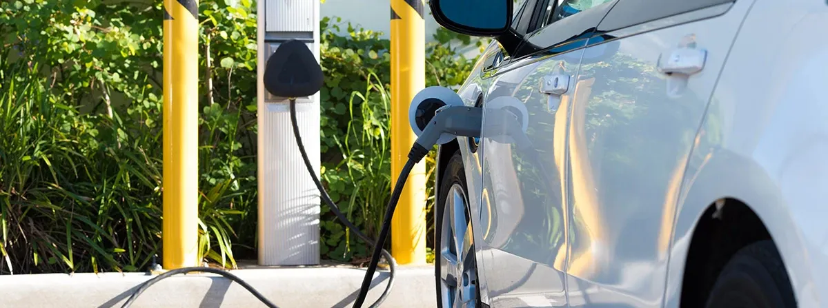 Hrvatski Telekom omogućio hrvatskim vozačima električnih automobila korištenje punionica u Sloveniji