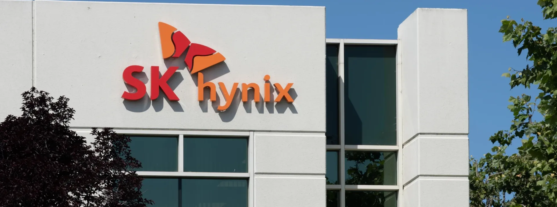 SK Hynix osigurao ASML-ovu EUV opremu vrijednu 8 milijardi dolara za proizvodnju HBM4 čipova
