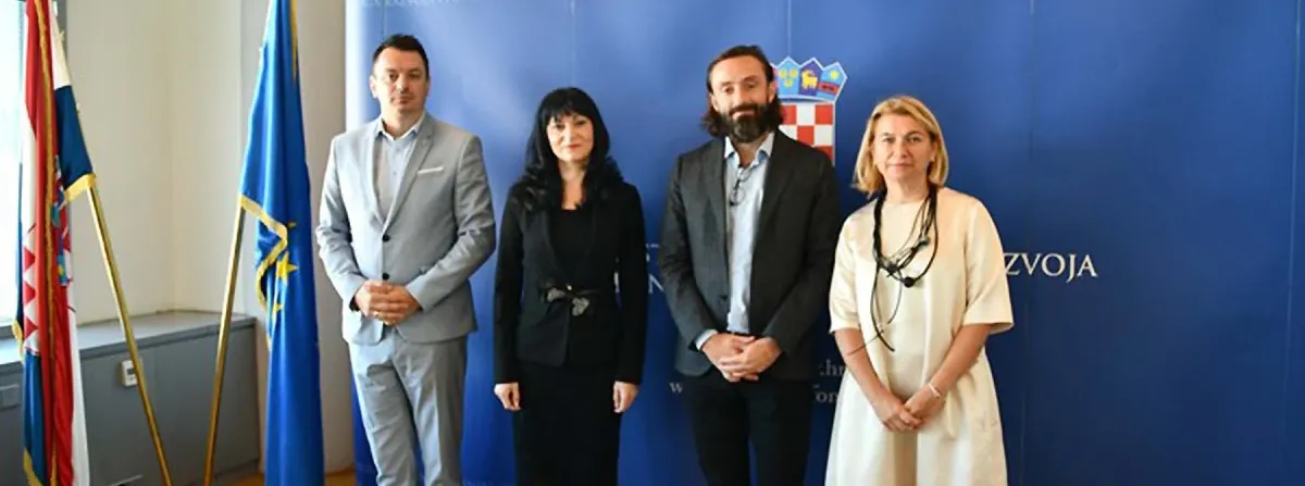 Hrvatskom Telekomu uručeno 13 ugovora za projekte razvoja infrastrukture širokopojasnog pristupa ukupne vrijednosti 820,5 milijuna kuna