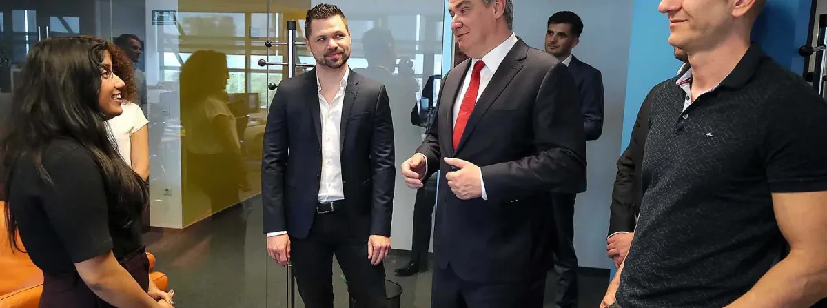 Predsjednik RH Milanović u posjetu Nanobitu koji nastavlja s izvrsnim rezultatima nakon akvizicije