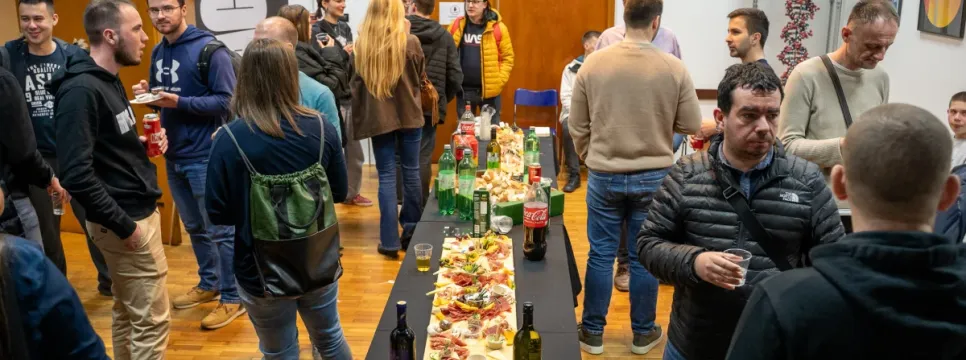 Matija Makoter predstavio brži i učinkovitiji način proizvodnje CubeSat satelita