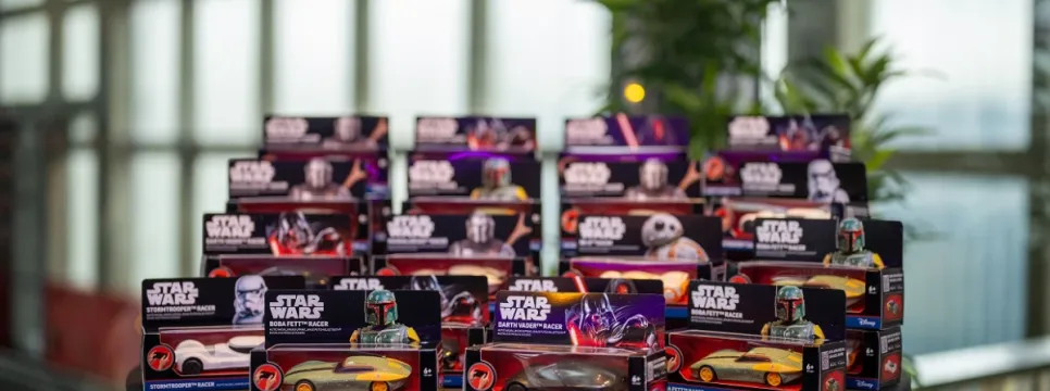 Coral i Disney predstavili Star Wars Racers kolekciju autića na daljinsko upravljanje
