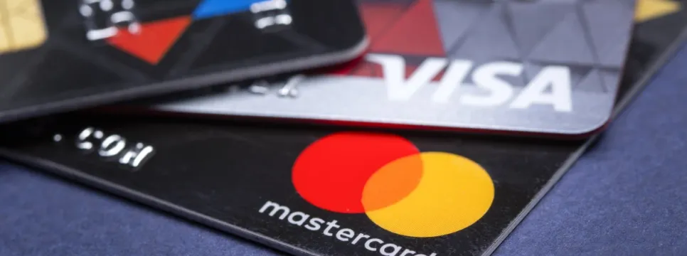 Trgovci pozivaju EK da izvrši pritisak na Visa-u i Mastercard zbog visokih naknada