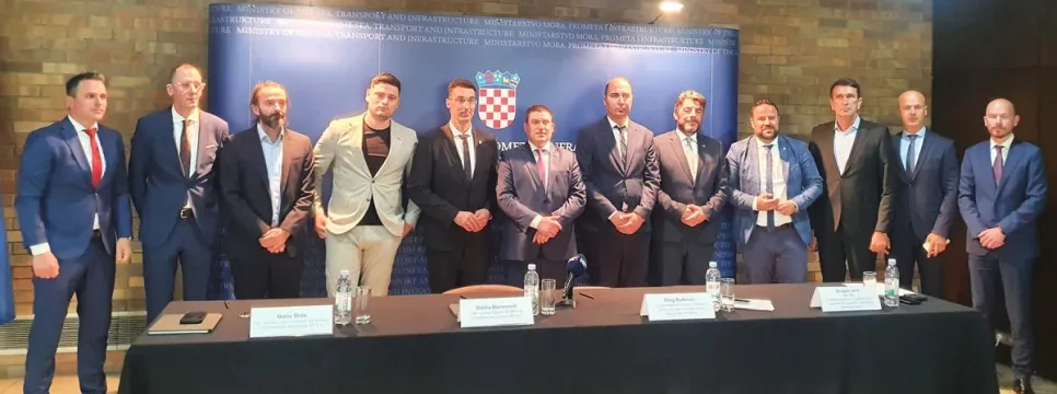 Potpisana četiri ugovora za razvoj infrastrukture širokopojasnog pristupa ukupne vrijednosti 21,3 milijuna eura