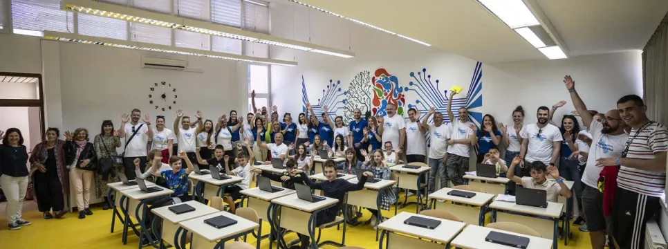 OŠ Maria Martinolića Mali Lošinj dobila pametnu učionicu opremljenu modernom tehnologijom