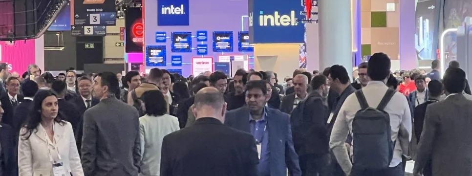 Intel proširuje Intel Core Ultra (Series 2) AI PC komercijalni portfelj