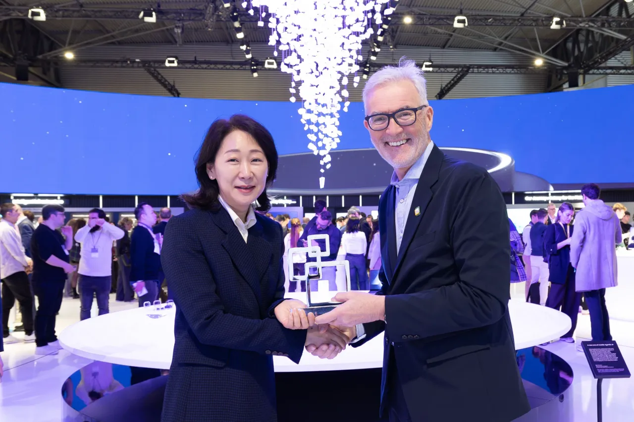 Samsung Galaxy S26 Ultra proglašen "Best in Show" na Global Mobile Awards