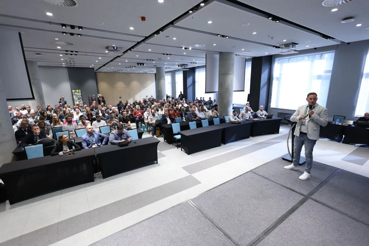 Kibernetička sigurnost u eri AI-ja i naprednih prijetnji: 10. eSecurity konferencija stiže u Beograd