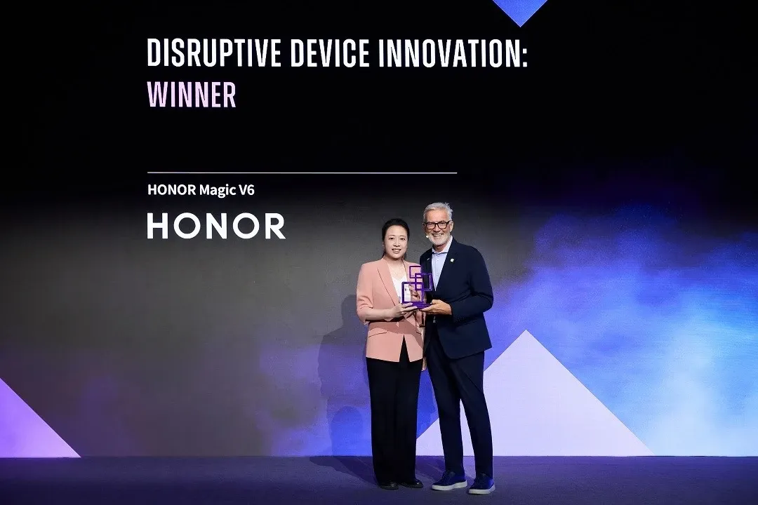 Najnoviji Honor Magic V6 osvojio dvije prestižne nagrade na MWC-u u Šangaju i ušao u povijest GLOMO-a