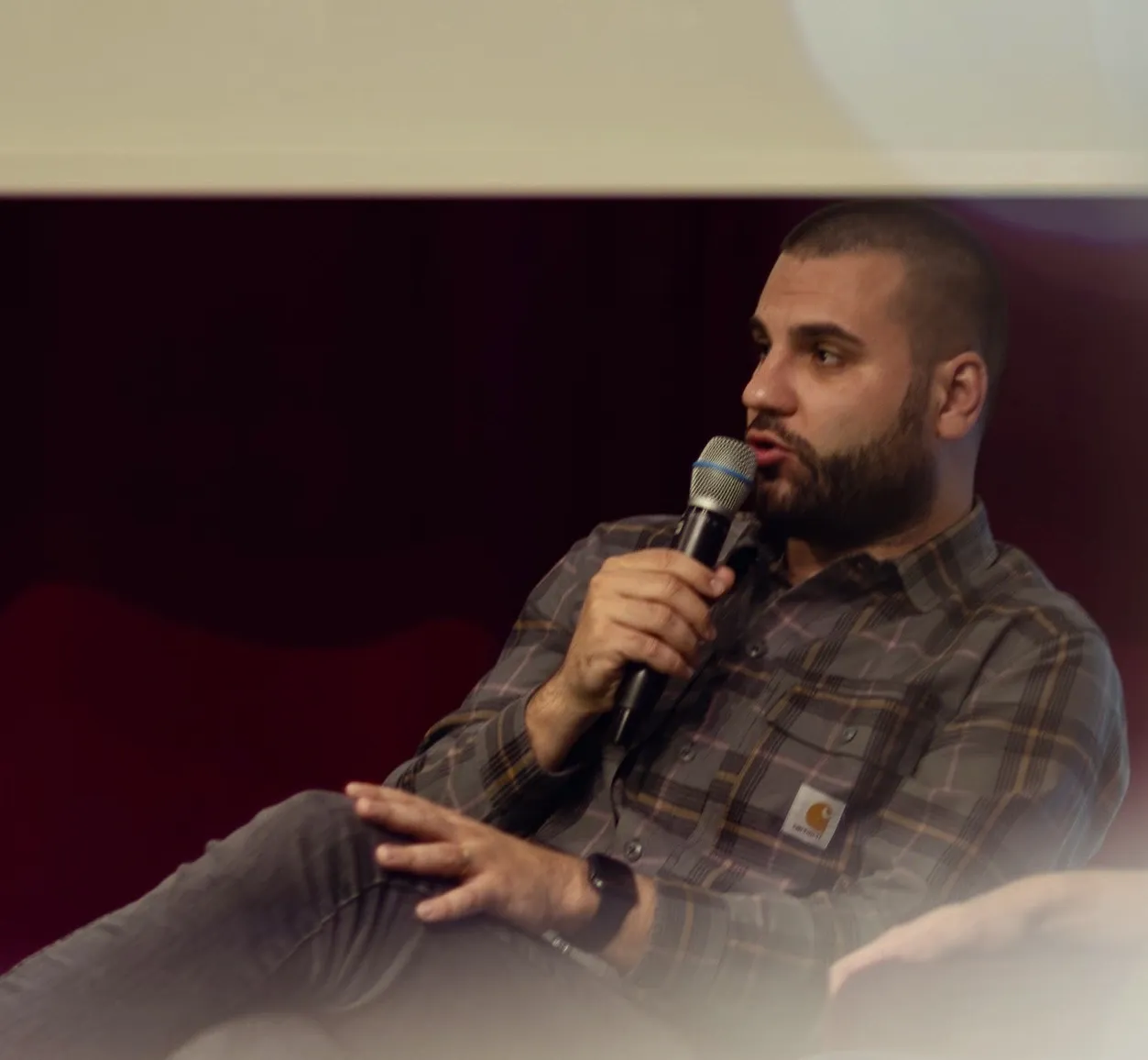 Zašto oglas na news portalu vrijedi 30 puta više nego na društvenim mrežama?