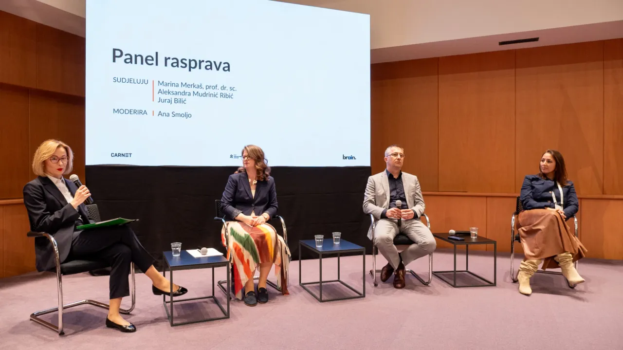 Digitalne tehnologije i umjetna inteligencija sve su prisutnije u obrazovanju