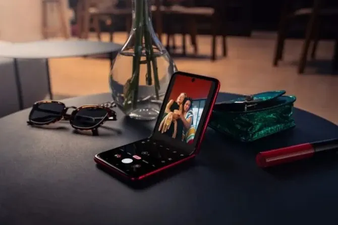 Motorola proširuje ponudu sklopivih uređaja