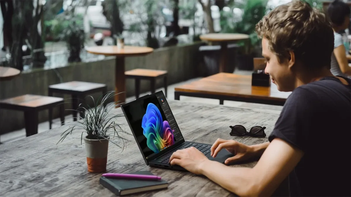 Lenovo osnažuje sljedeću generaciju Copilot+ osobnih računala s najnovijim modelima Yoga Slim 7x i ThinkPad T14s Gen 6