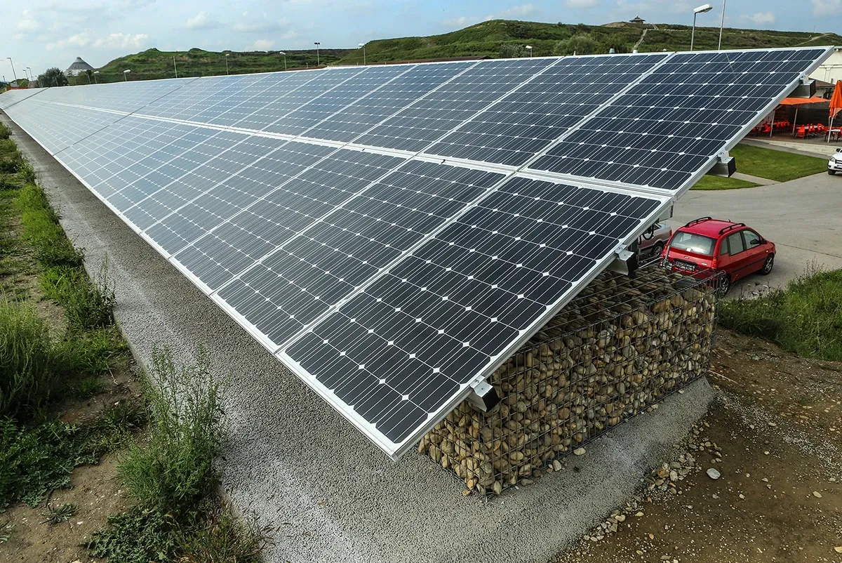 Posebni japanski solarni panel generira više energije nego 20 nuklearnih elektrana