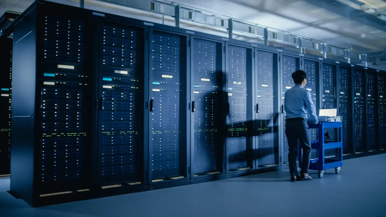 Ulaganja u infrastrukturu umjetne inteligencije dosegnut će 31,6 bilijuna USD do 2050.