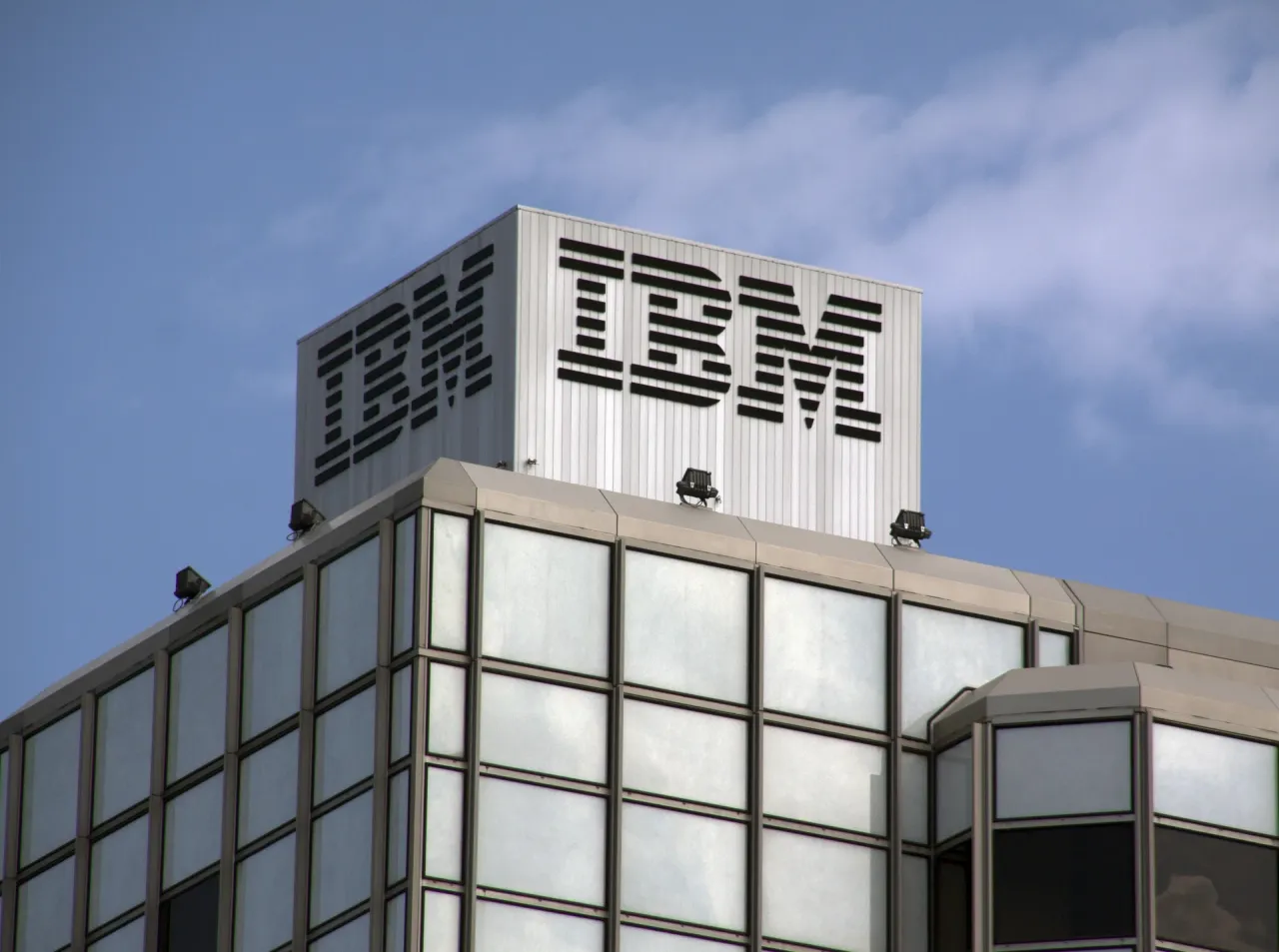 IBM ugovara veliki AI klaster