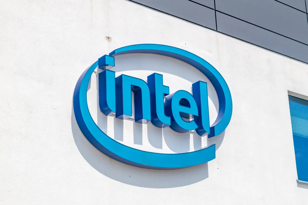 Intel razmatra prodaju udjela u Alteri