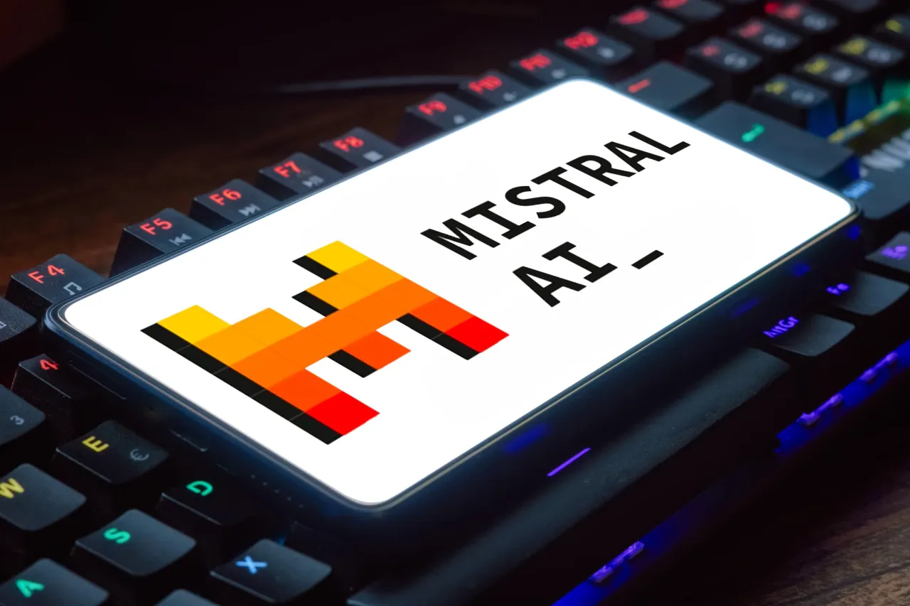 Mistral preuzima austrijski startup Emmi