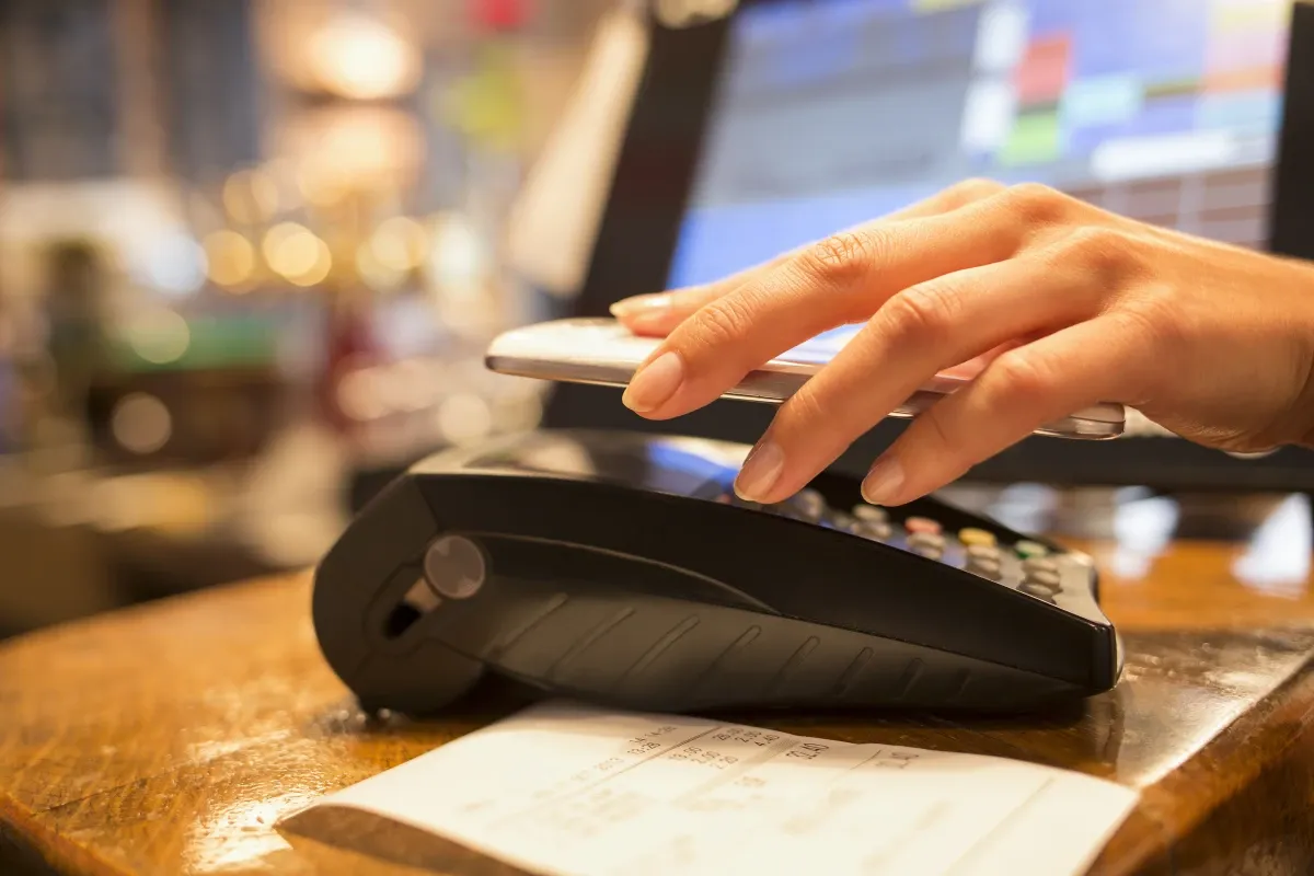 mPOS transakcije doseći će 5 bilijuna dolara do 2030.