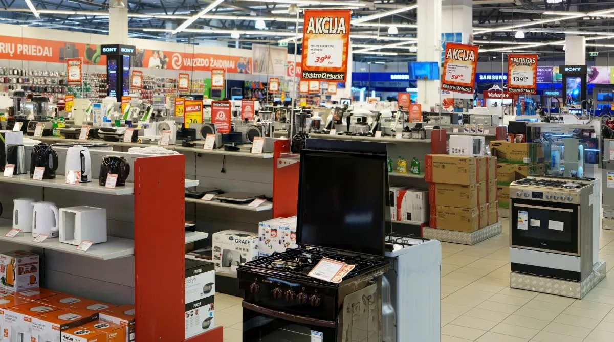 Računalni segment ostaje usitnjen