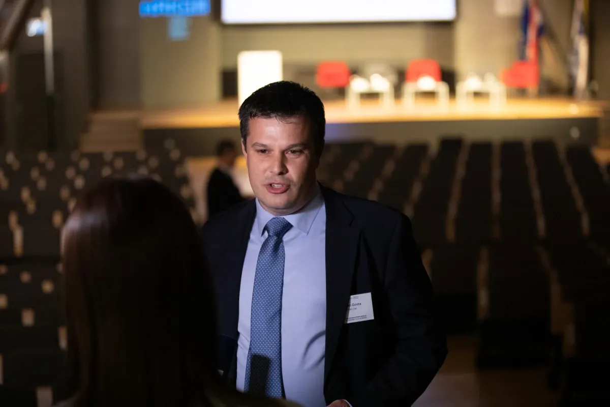 Miran Gosta ostaje na čelu stručne službe HAKOM-a