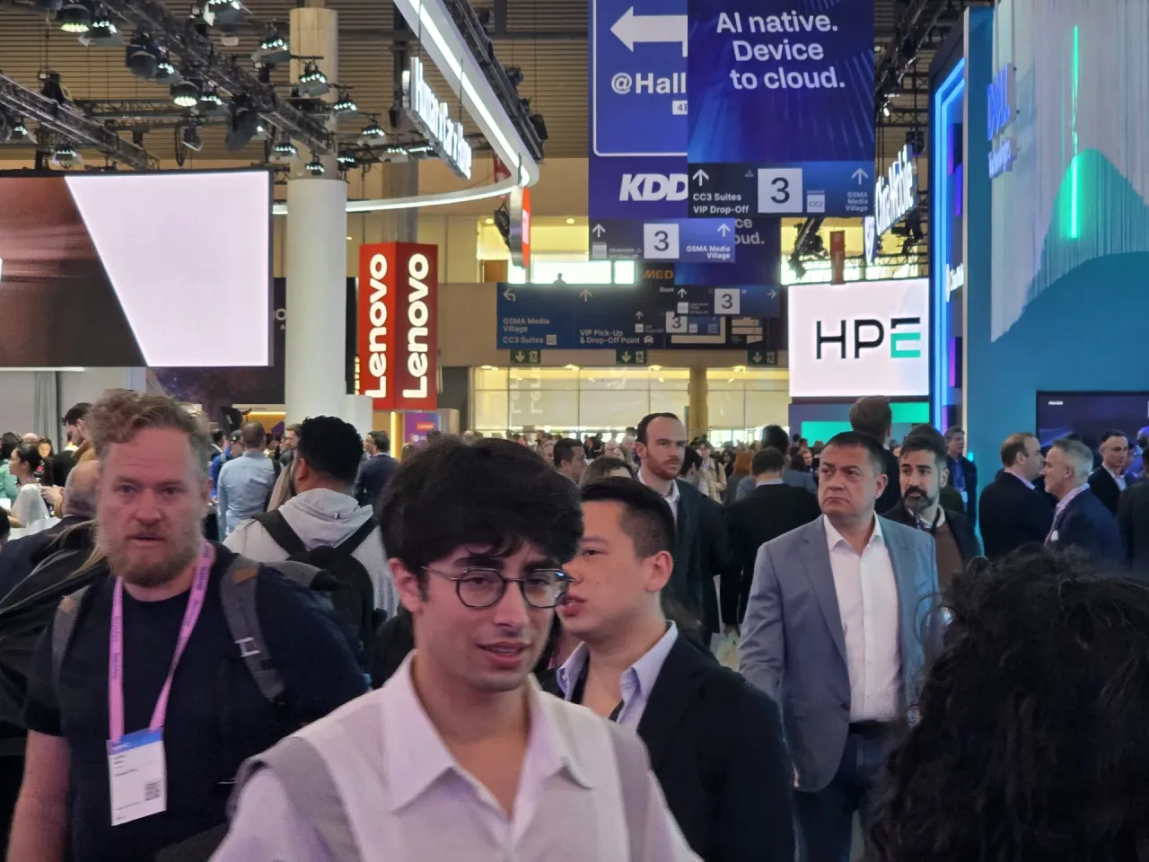 Lenovo jača AI obradu podataka izvan klasičnih podatkovnih centara