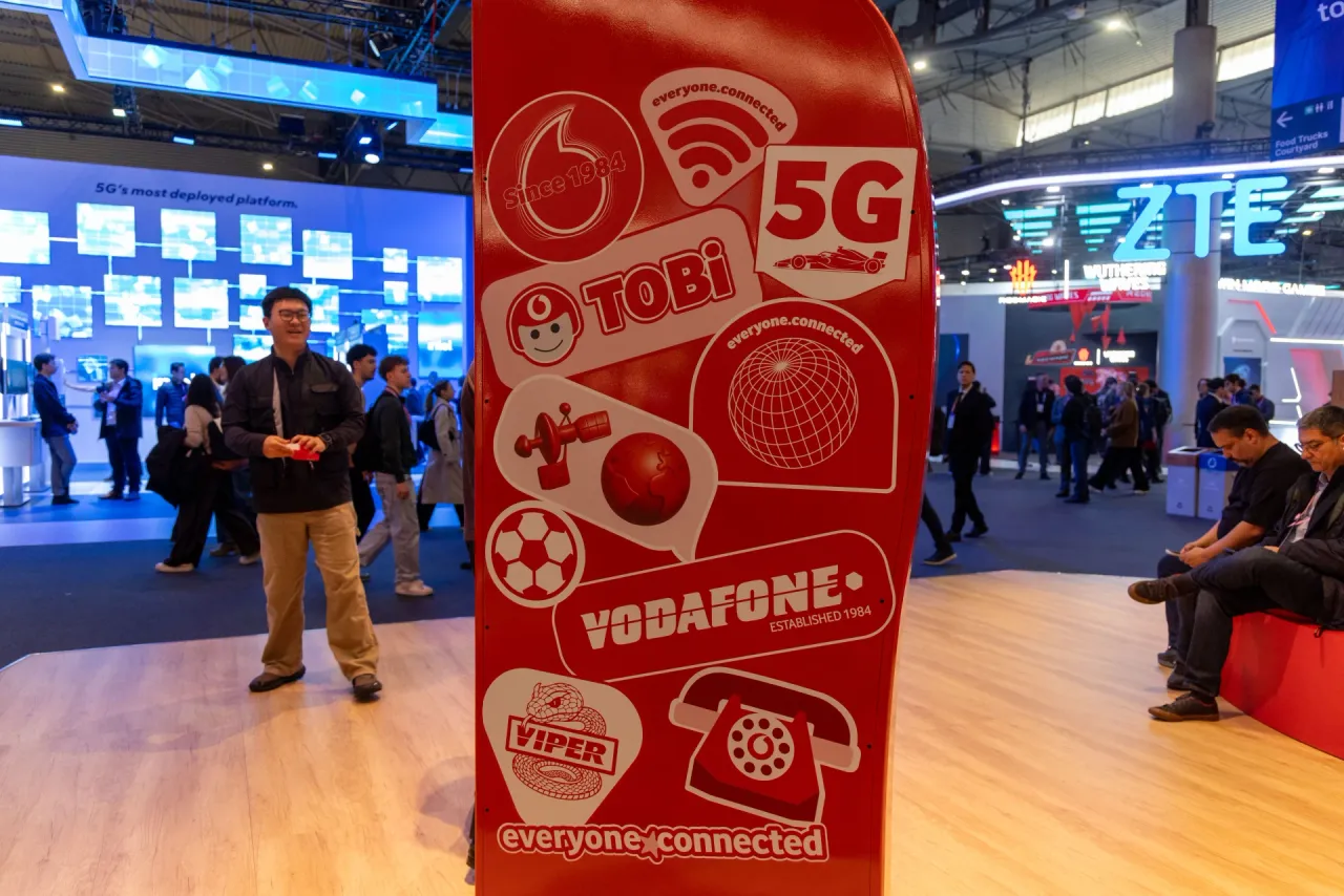 Vodafone otvoreno priznaje da više ne želi pobijediti hyperscalere u utrci za infrastrukturu i GPU-e
