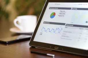 Digitalno oglašavanje u Europi doseglo rekordnih 96,9 milijardi eura