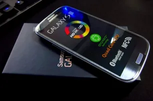 Samsung se popravlja po pitanju velikih nadogradnji za flagship uređaje