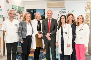 Dr. Beee inspirativna ovčica IN2 grupe krasi zidove uređene čekaonice Klinike za dječje bolesti u Klaićevoj