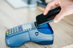 Prihod od mobilnih plaćanja dosegnut će 15 milijardi dolara do 2029.