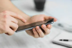 Mobilni razgovori rastu, SMS počeo jako padati