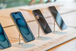 Tržište pametnih telefona poraslo je za 3 posto u 4. kvartalu 2024.