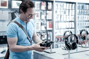 Tržište osobnih audio uređaja poraslo je za 11,2 posto u 2024.