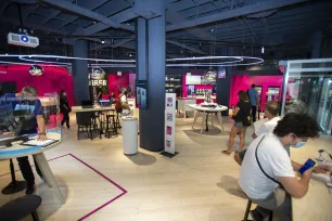 Hrvatski Telekom otvorio novi multimedijalni T-Centar na zagrebačkom Iblerovom trgu