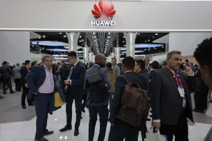 Huawei trakama sakrio čipove kako se ne bi otkrilo tko su mu dobavljači