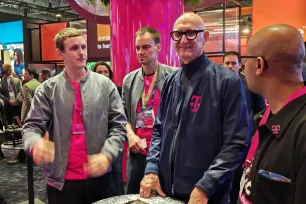 Deutsche Telekom očekuje daljnji rast zarade za 2025. nakon rekordne 2024. godine
