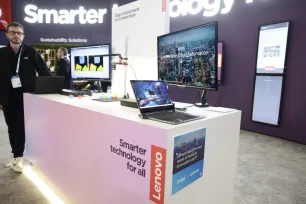 Lenovo nastavlja s rastom prihoda i dobiti