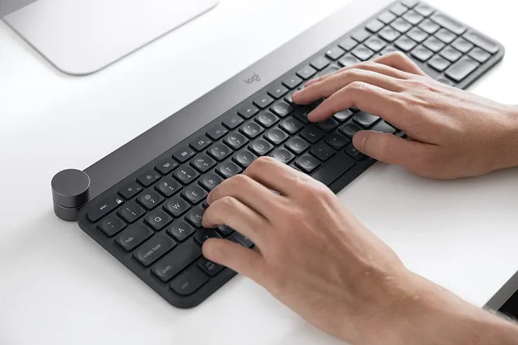 IFA 2017: Logitech predstavio novu CRAFT tipkovnicu s okretnom tipkom