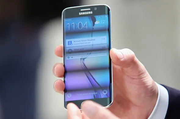Samsung Galaxy S6 edge proglašen najboljim na MWC 2015